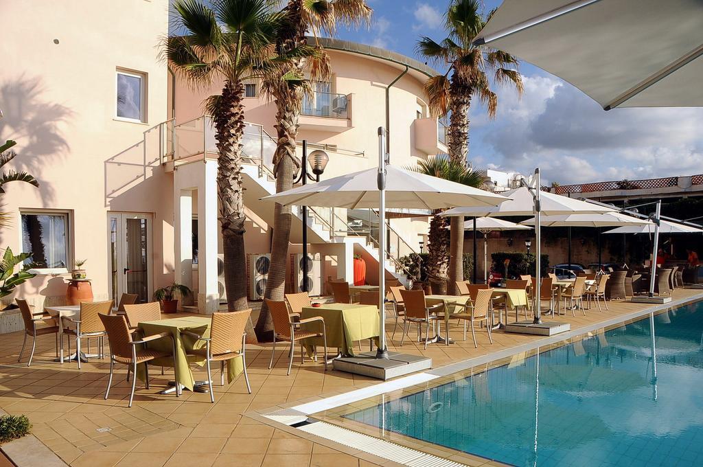 Hotel Sirenetta Isola delle Femmine Exterior foto