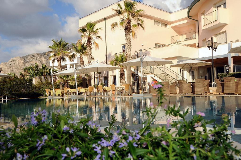Hotel Sirenetta Isola delle Femmine Exterior foto