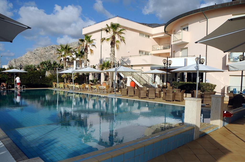 Hotel Sirenetta Isola delle Femmine Exterior foto